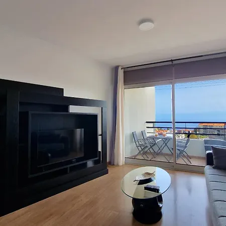 Apartment Azenha By Lovelystay Canico (Madeira)